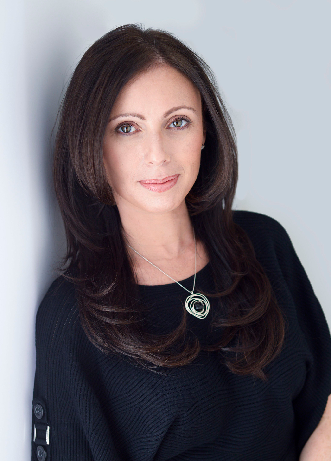 Dr. Suzy Weidenfelder